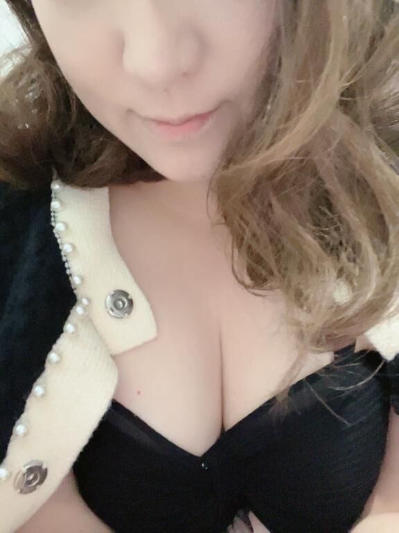 本日は19時まで出勤です♡