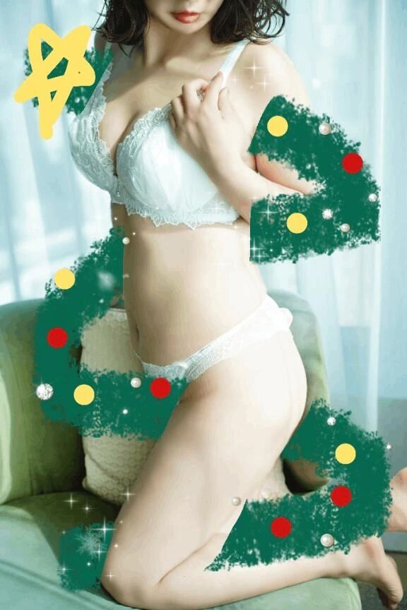 💎✨🎄 クリスマスツリー、完成しました 🎄✨