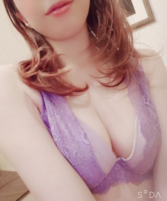 こんにちは！(♡♡ω♡ ♡)♡