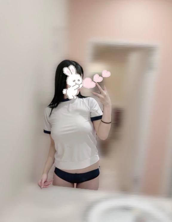 着衣プレイ、好き？♡♡