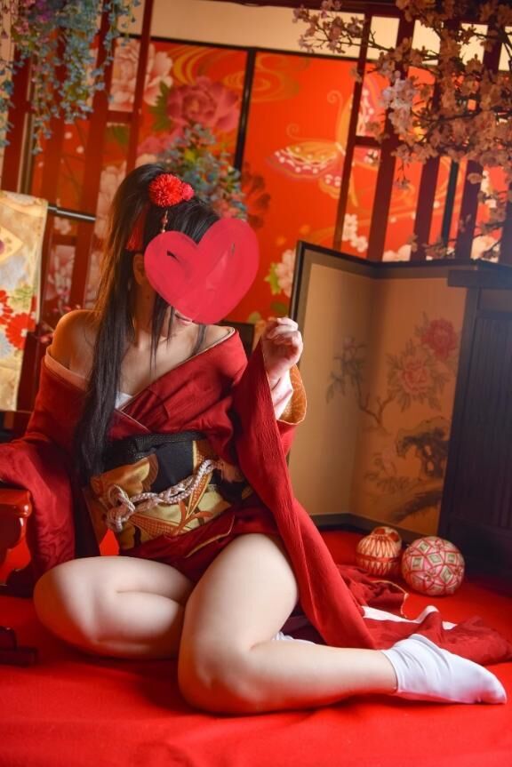 ゲームから始まる淫靡さ