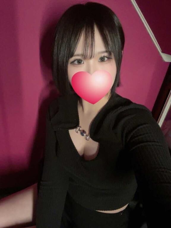 今日の服かわいいの( ♡ ♡♡ ♡ )