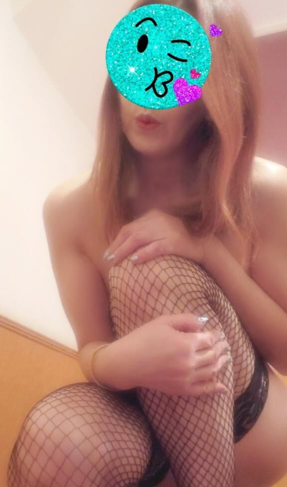 お仕事お疲れ様です♡　今日はしっかり出勤しています♡♡♡　お時間をご一緒していただき、どうもありがとうございます♡♡♡