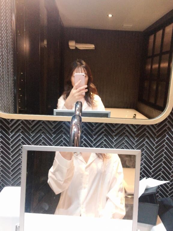 秘密の甘い吐息