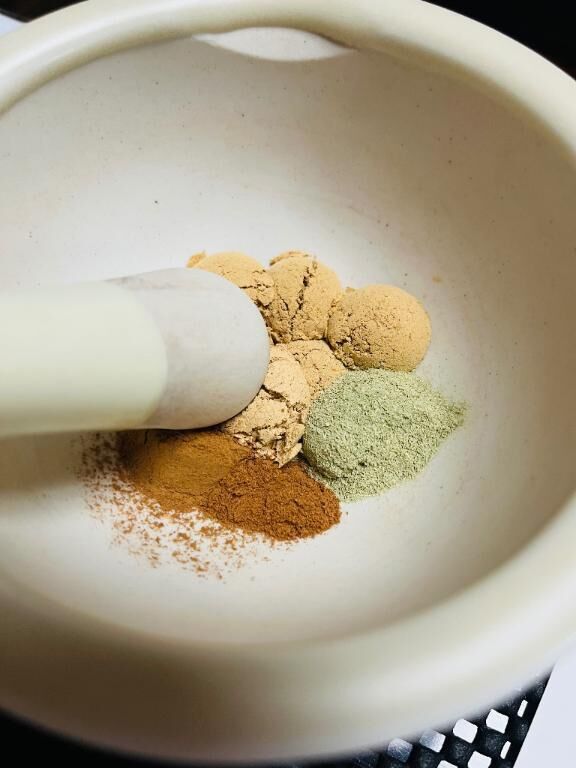 【♡】いま奈良のお香講座行ってた！