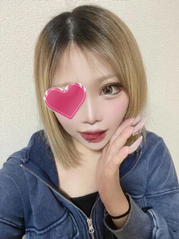 舌ピりあな見に来てね🫢🩷