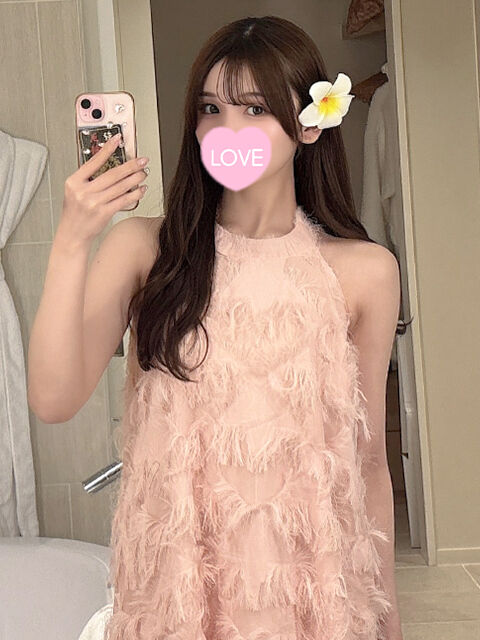 幼く見えるけど中身は...