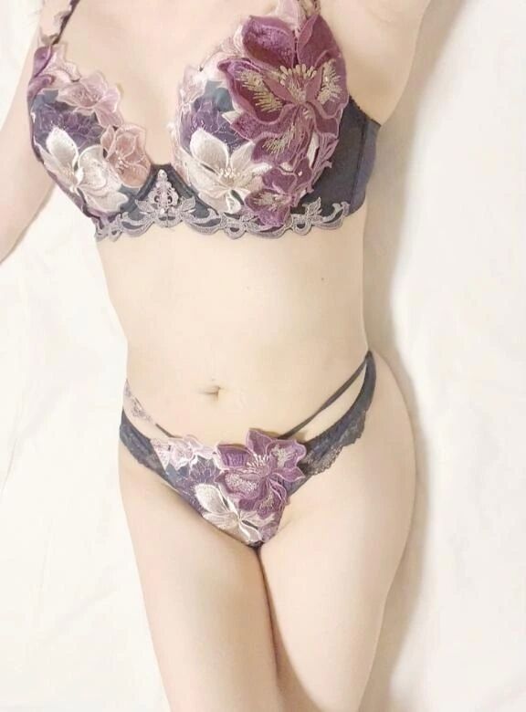 早くからのご予約に感謝🩷今日は満了です🥰