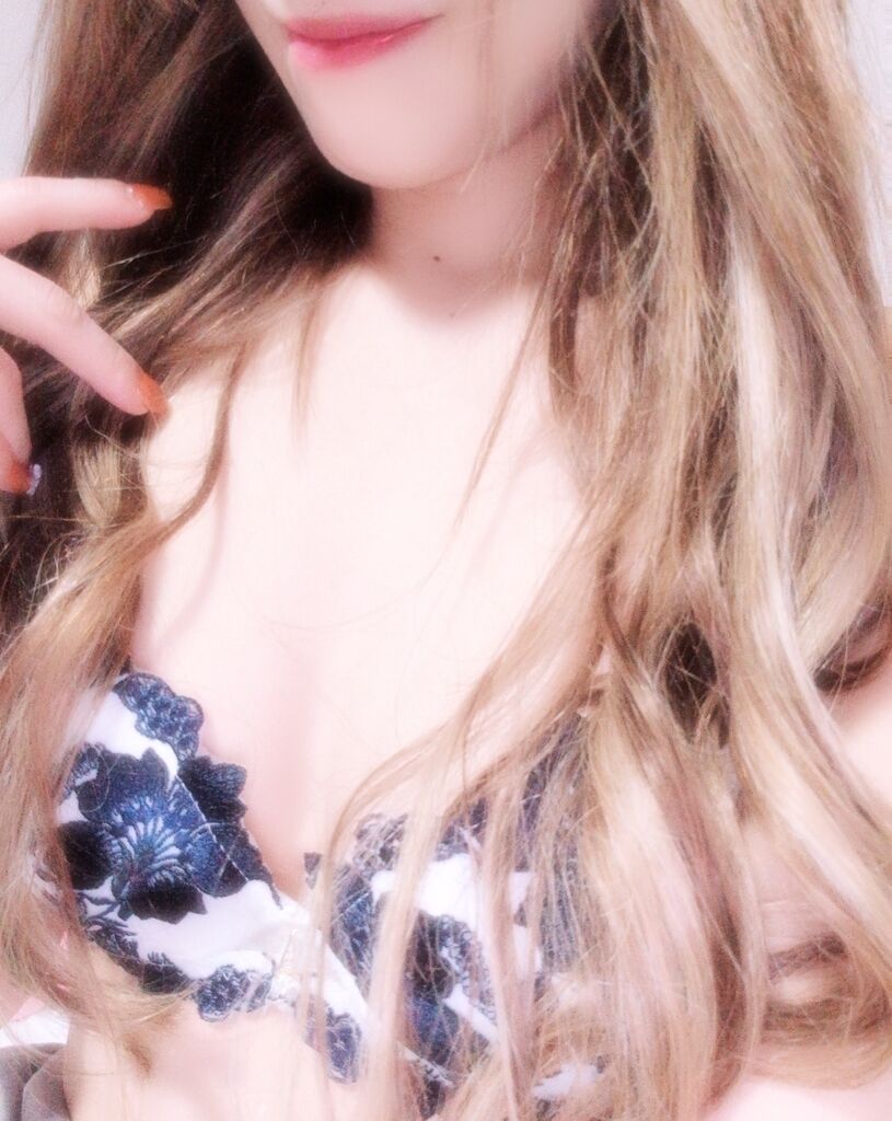 肩出しの季節♡