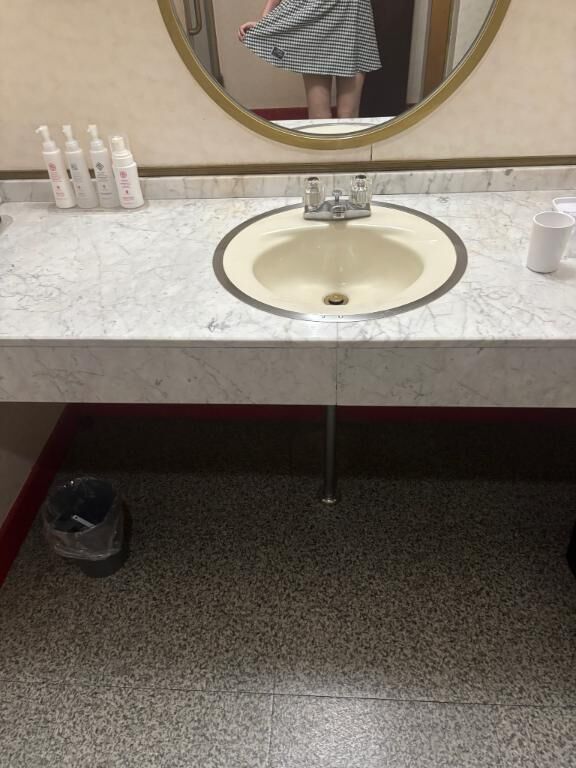 明日も出勤してます^_^