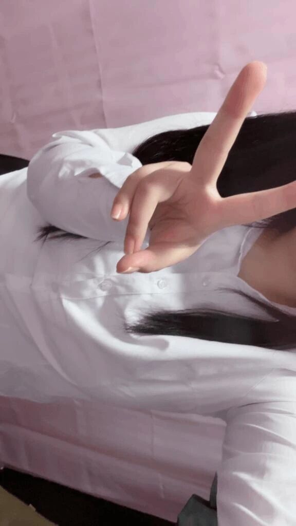 あむ本日出勤です☕𓈒𓏸︎︎︎︎