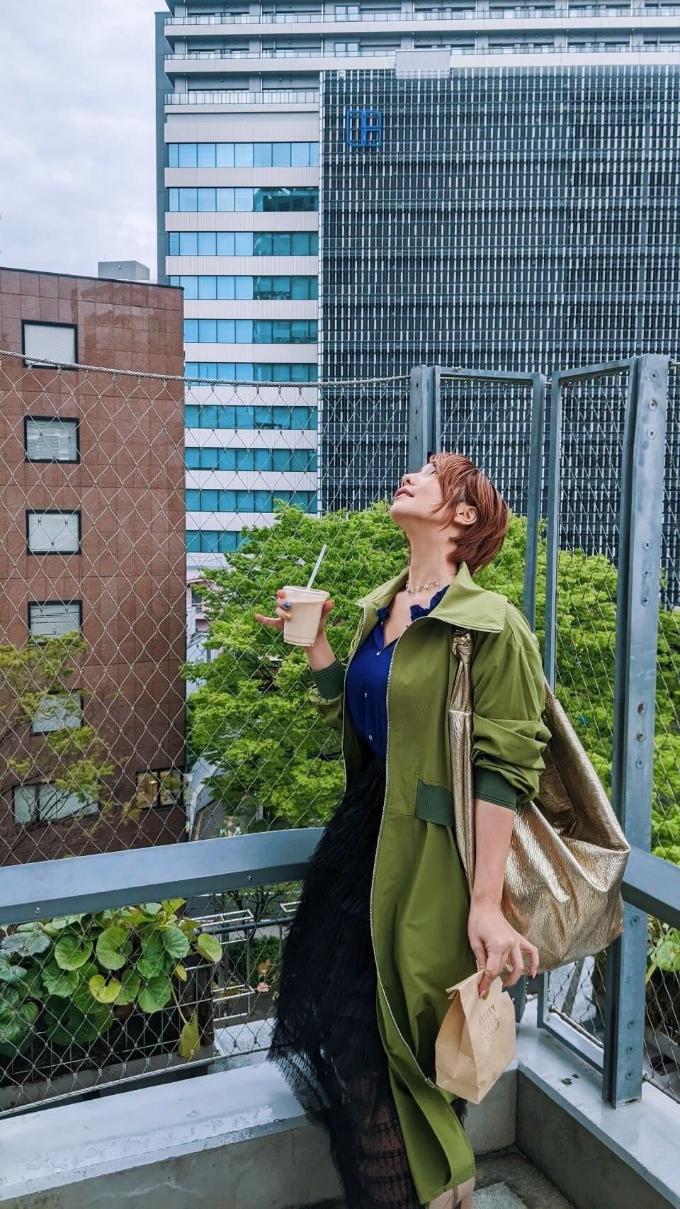 雨が降ったり止んだり