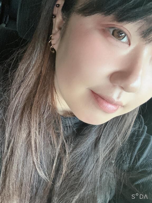 こーんにちはぁぁぁぁぁあ♡