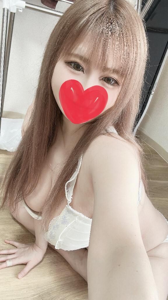 5月1日からです♡