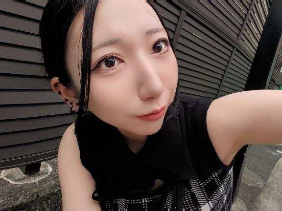 今日は裸眼♡♡出勤してます♡♡♡♡♡♡♡♡♡♡