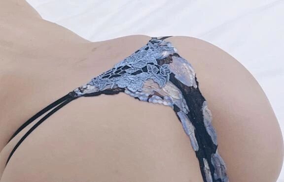 娘に寄り添う