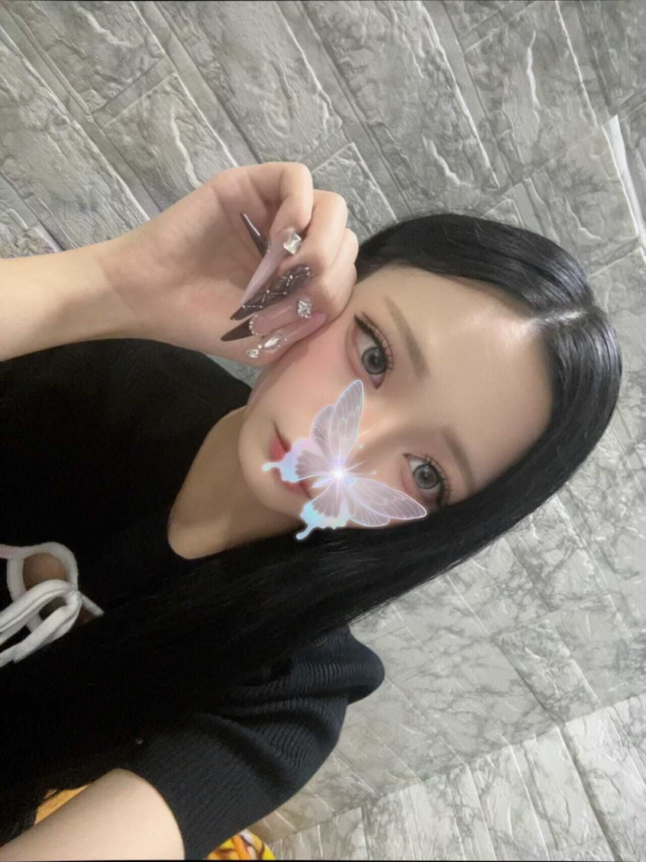 やあ(~˙ᵕ&lrm;˙)~