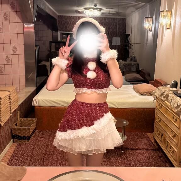 ✈️ - 桃々/Momo